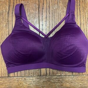 Victorias Secret Strappy Sports Bra Lightweight By Victorias Secret 36DD